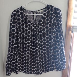 Liz Clairborne Womens Navy and White Patterned Long-Sleeve Blouse. Size XS.